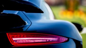 luzes traseiras de carros